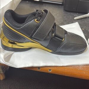 Black and Gold Men's Athletic Shoes